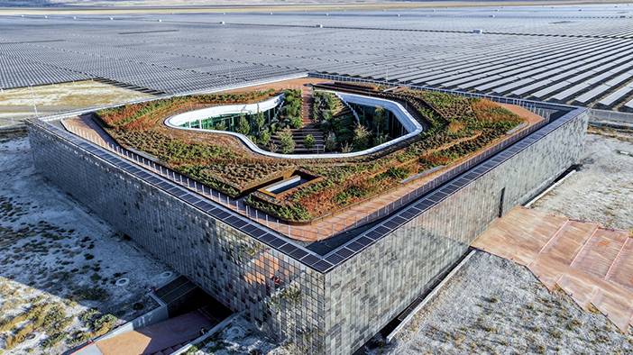 Konya'daki ilginç yapının çok sayıda ödülü var: Dışı süslü, içi güçlü 1